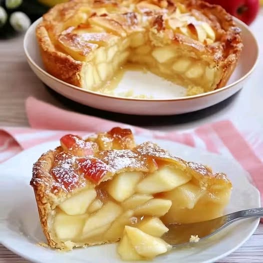 Torta di mele ultra cremosa: molte più mele che impasto!