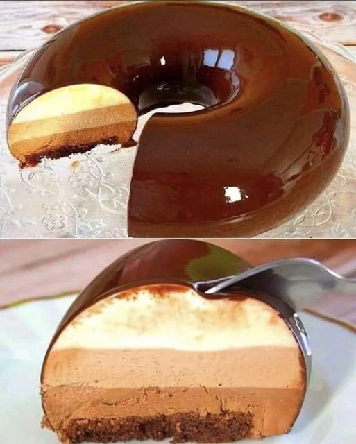 Torta con mousse ai tre cioccolati