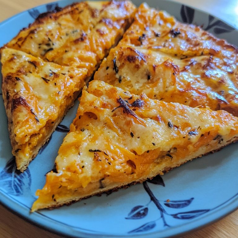 Ricetta per pizza con patate dolci e formaggio